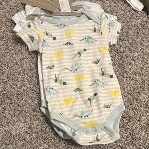 chick pea Dinosaur Print Bodysuit - Yellow and Green